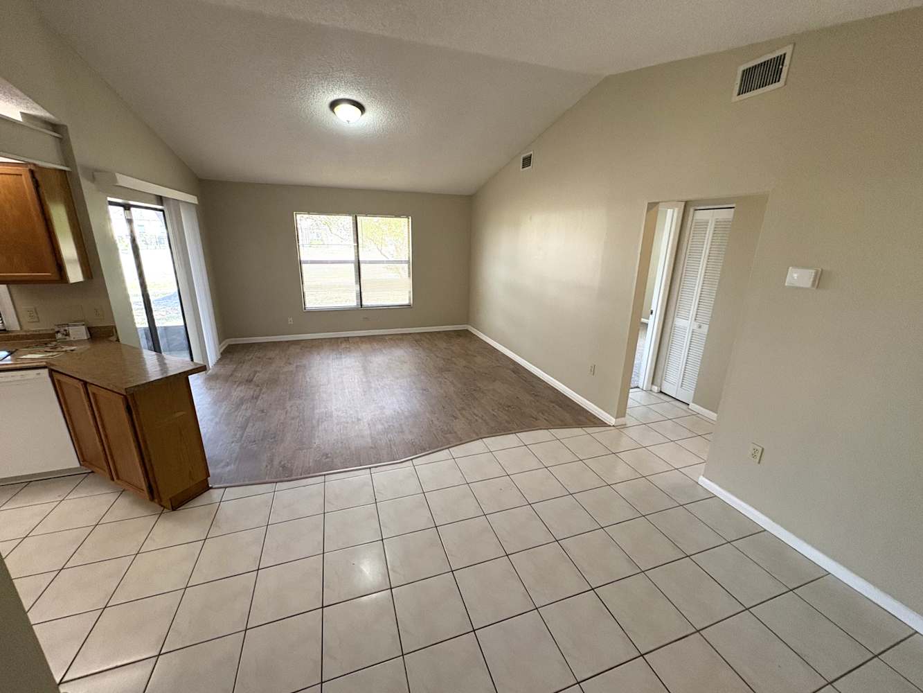 26097 Dolman Ct photo 4