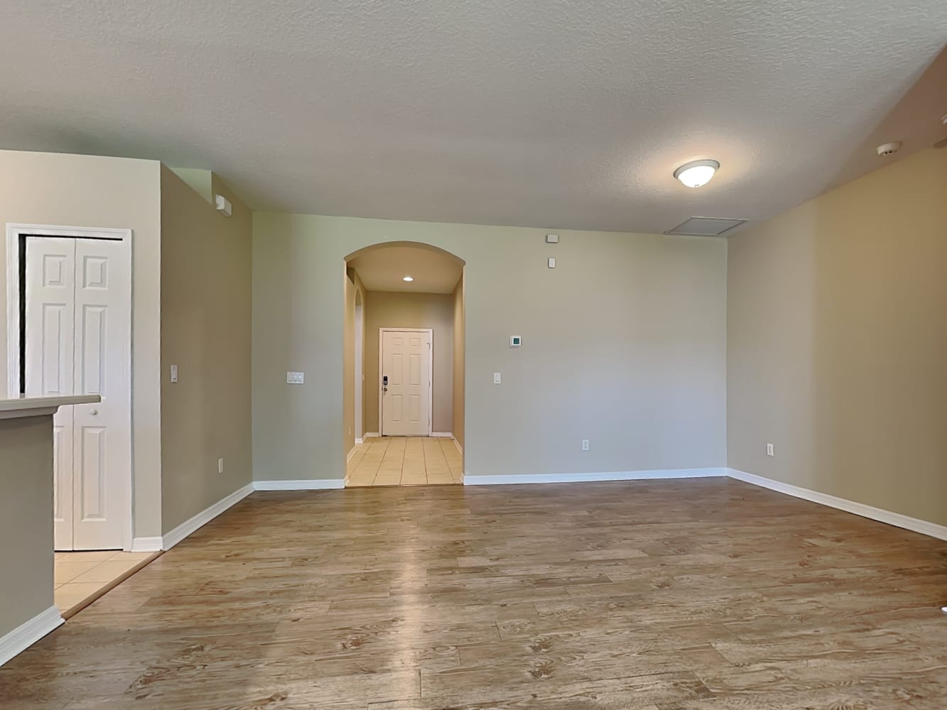 1117 Emerald Hill Way photo 4