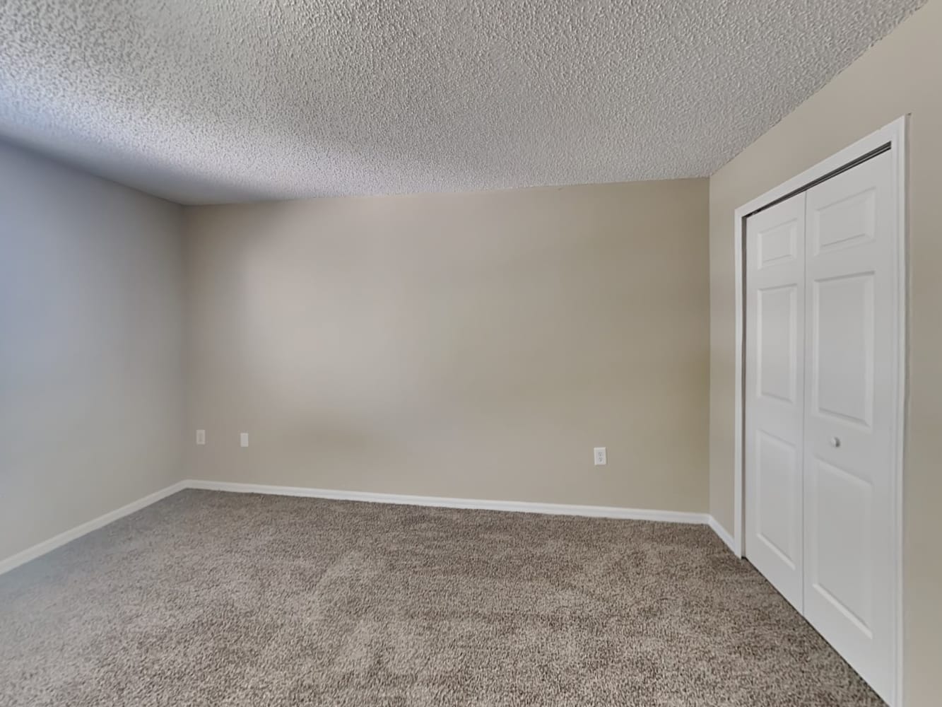 5728 Oakwood Knoll Dr photo 5