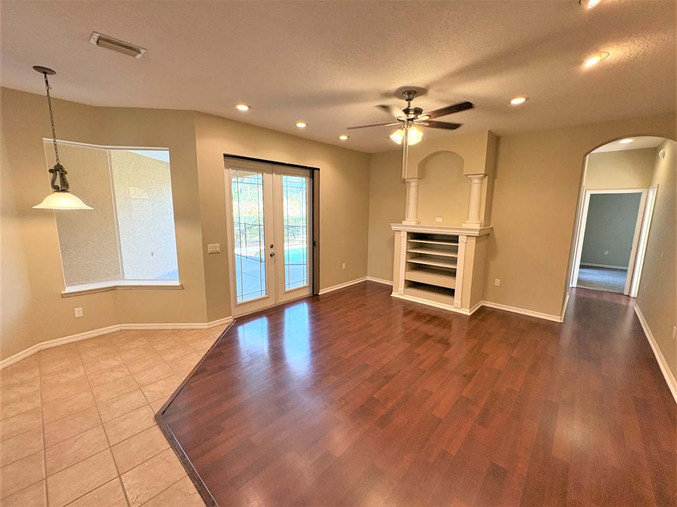 7317 Loblolly Bay Trl photo 2