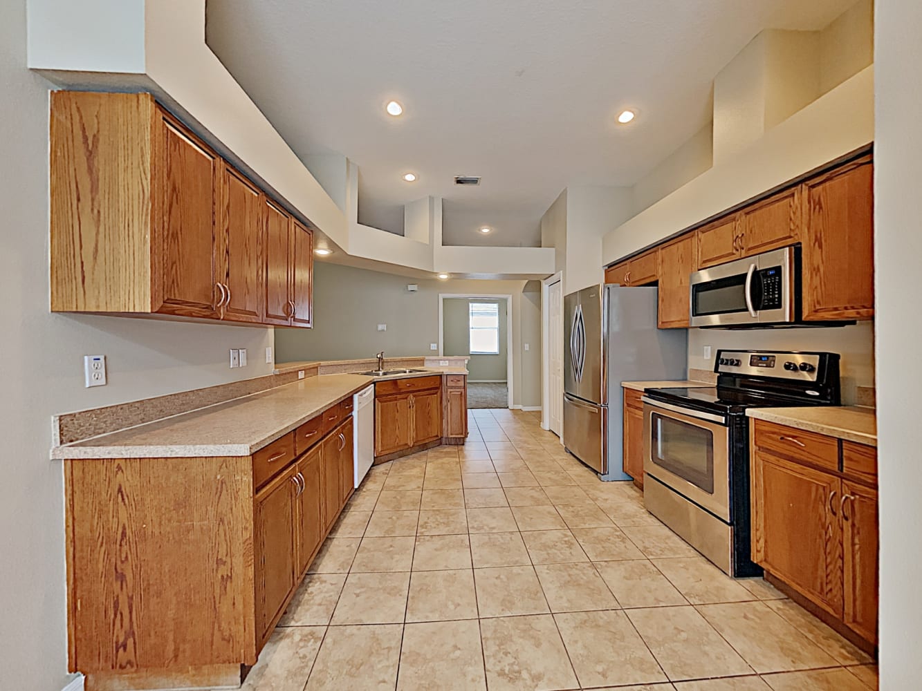1108 Barclay Wood Dr photo 3