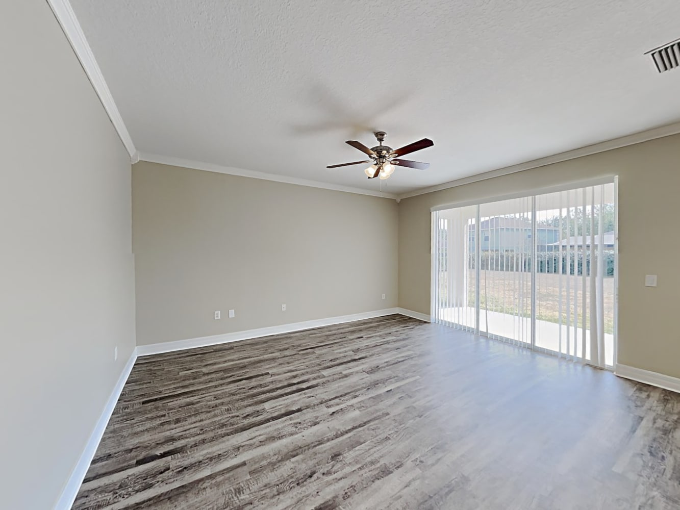 16106 Bridgepark Dr photo 5