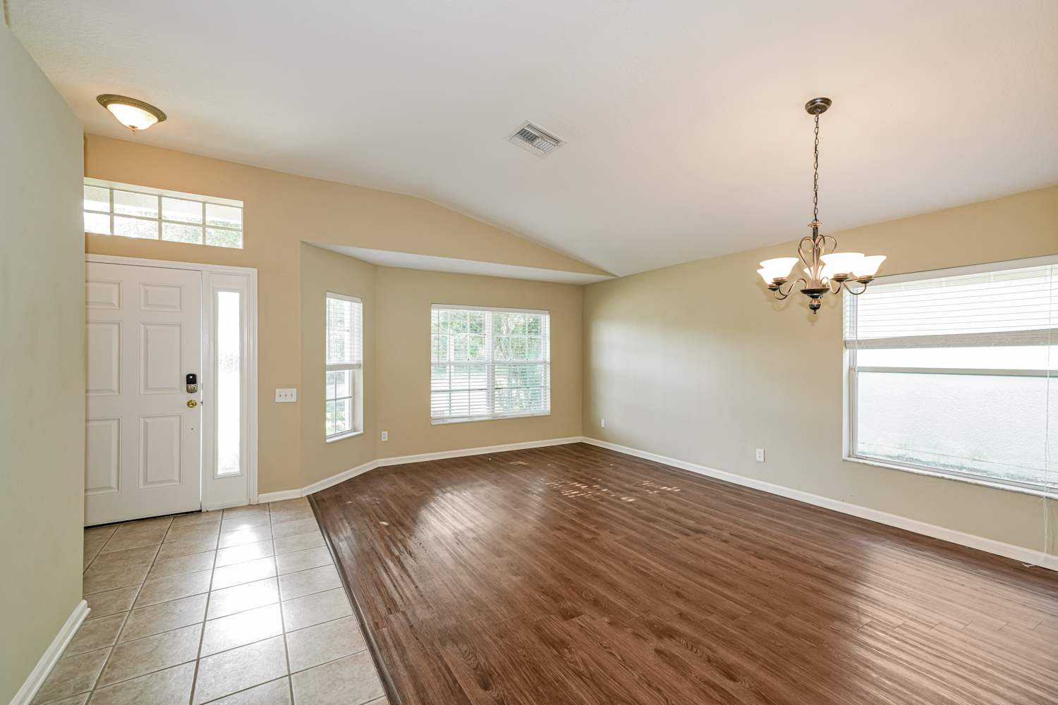 4315 Marchmont Blvd photo 4