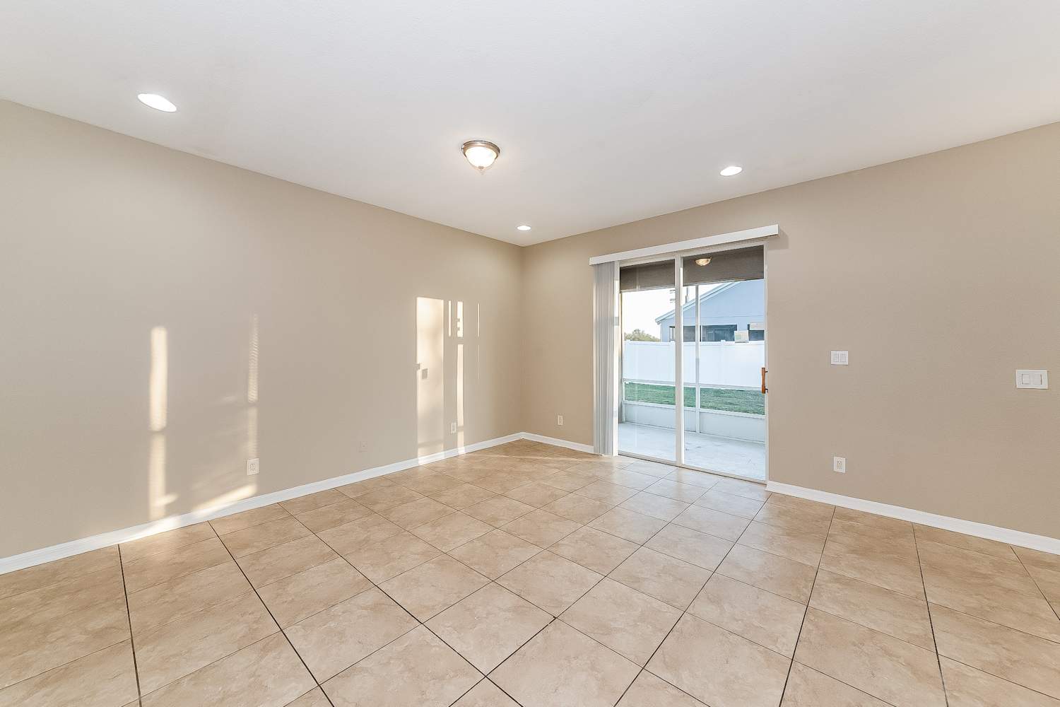 10229 36th Ct E photo 2