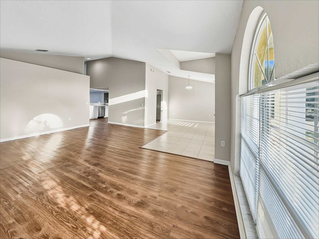 6312 Tierra Vista Cir photo 4