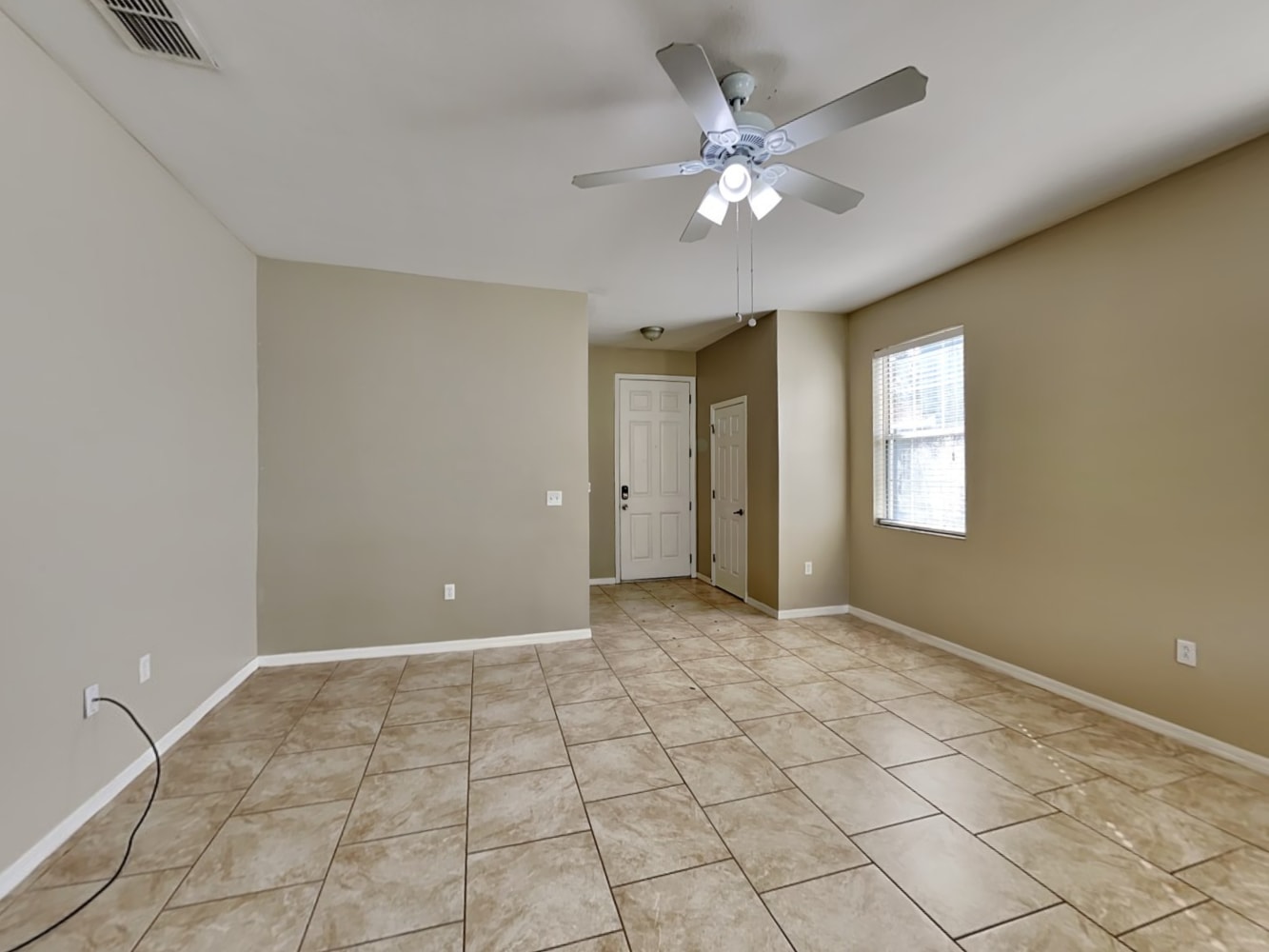 9605 Simeon Dr photo 4