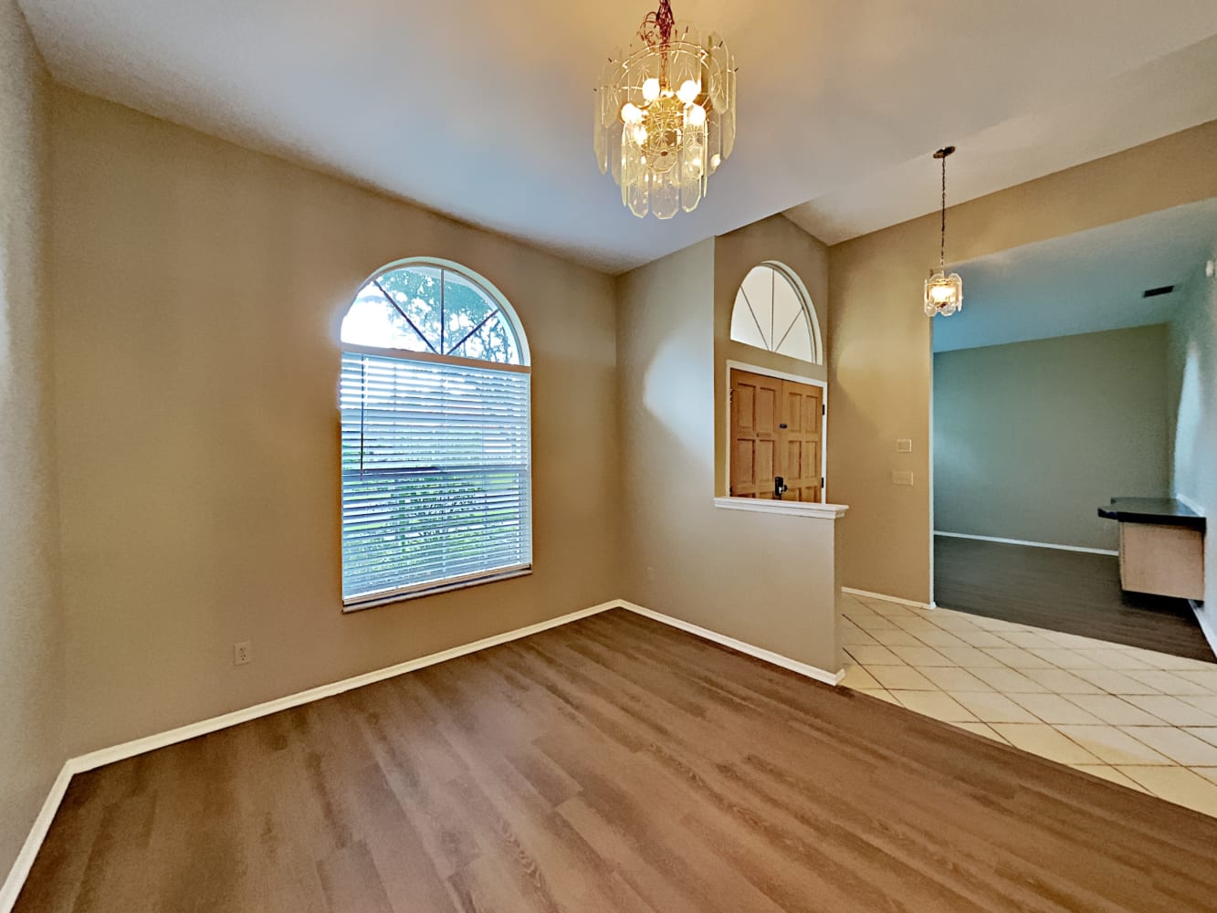 9641 Norchester Cir photo 3