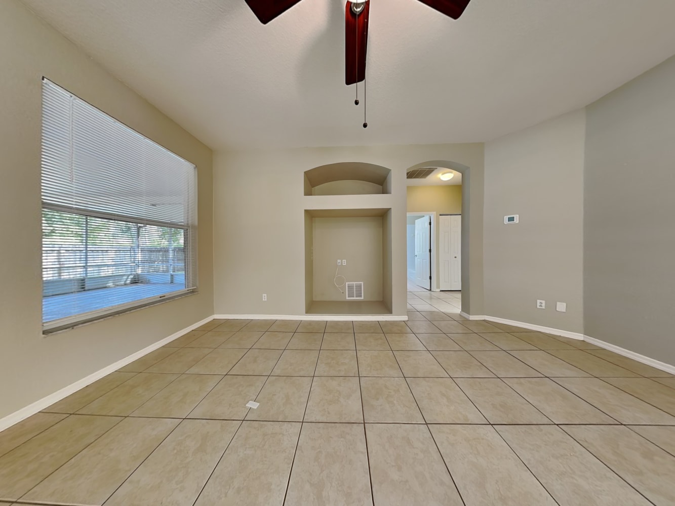 2808 Spring Meadow Dr photo 4