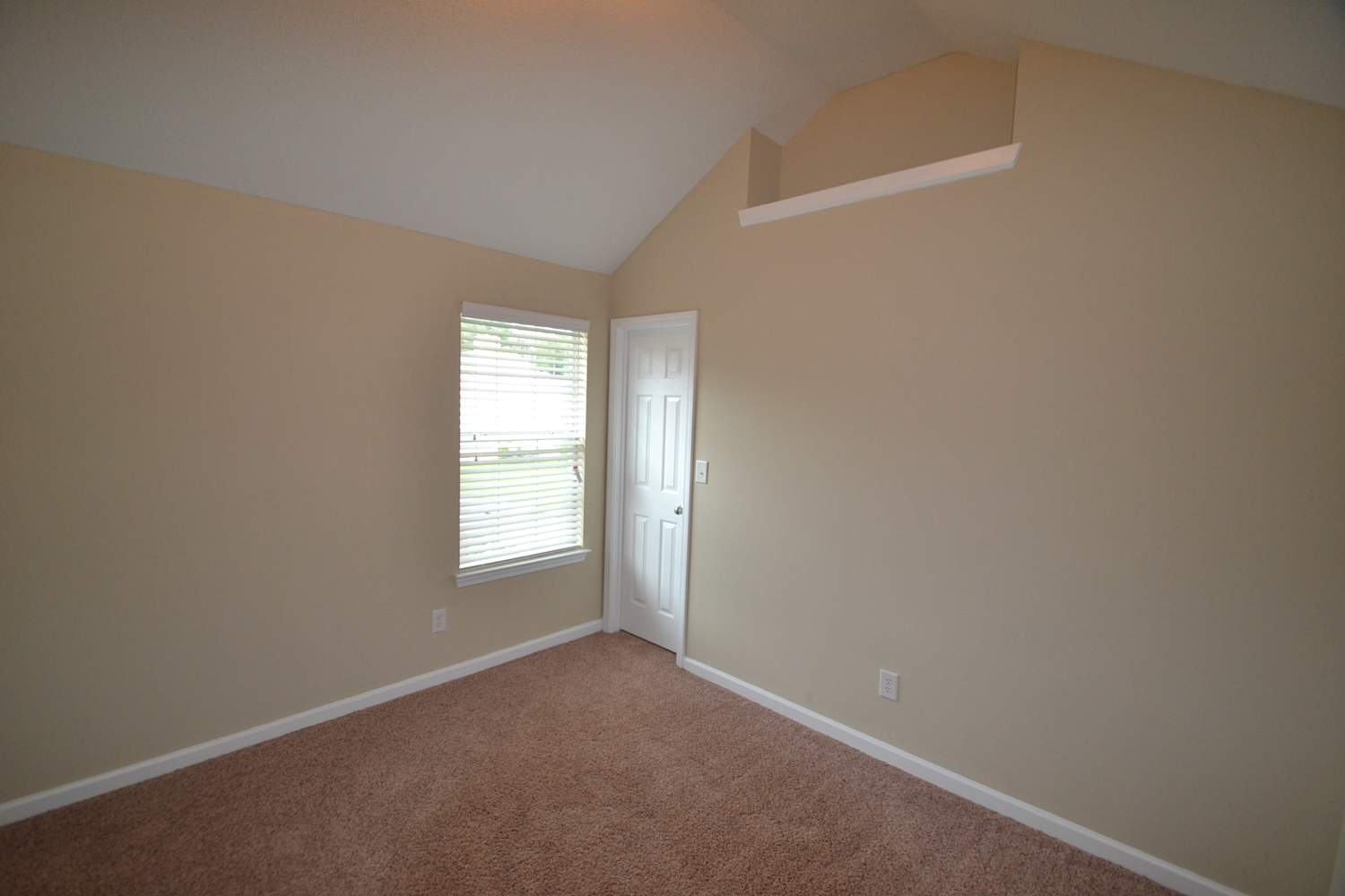 2333 Creel Rd photo 5