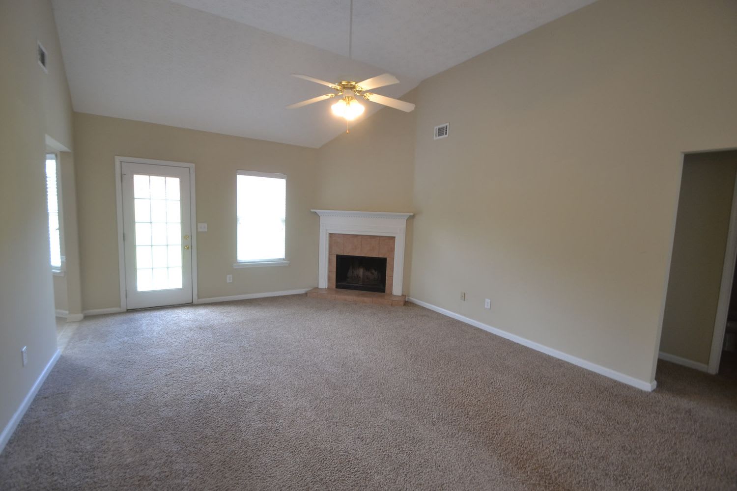 3350 Madison Farm Pl photo 3