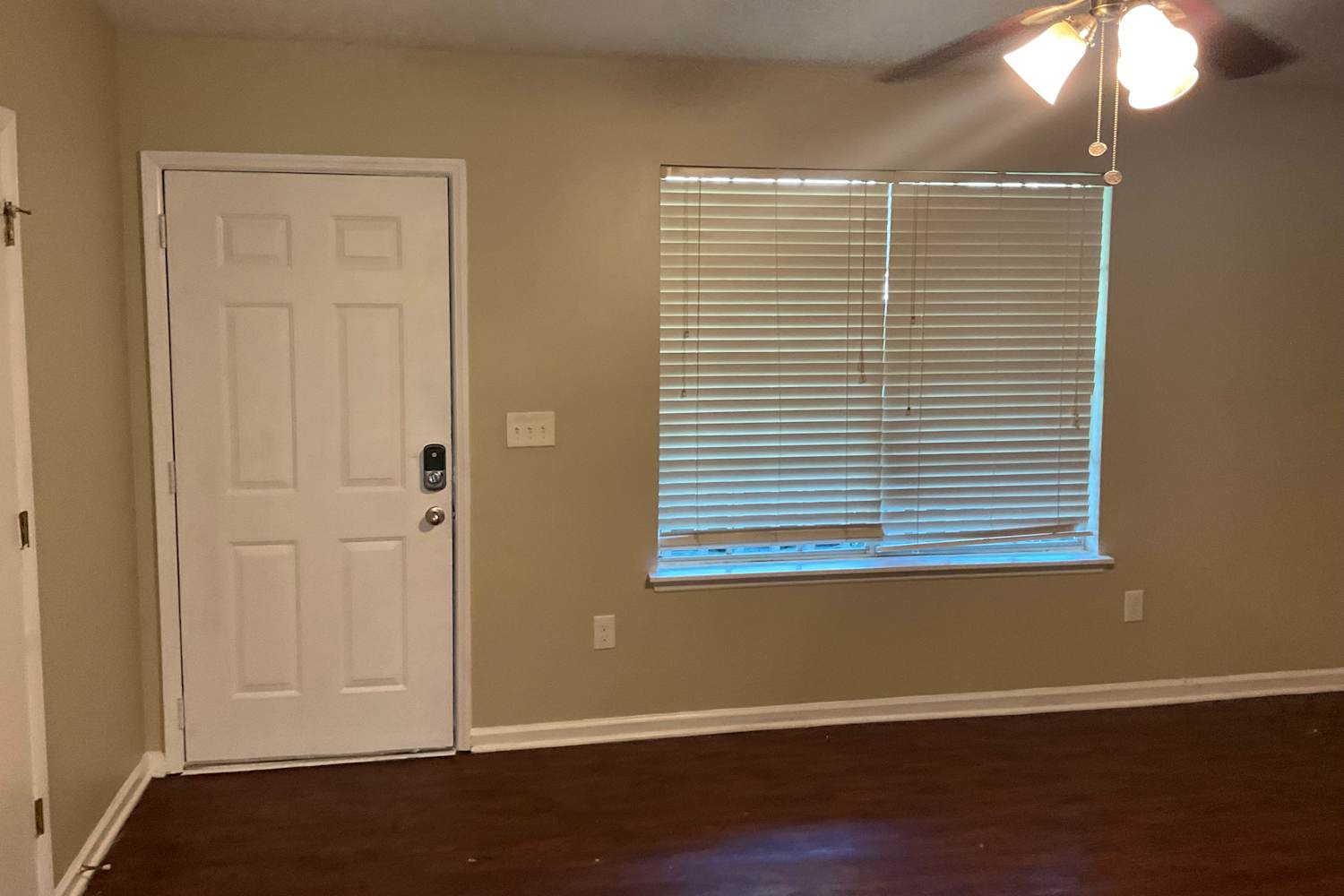 2805 Wildflower Ln photo 2