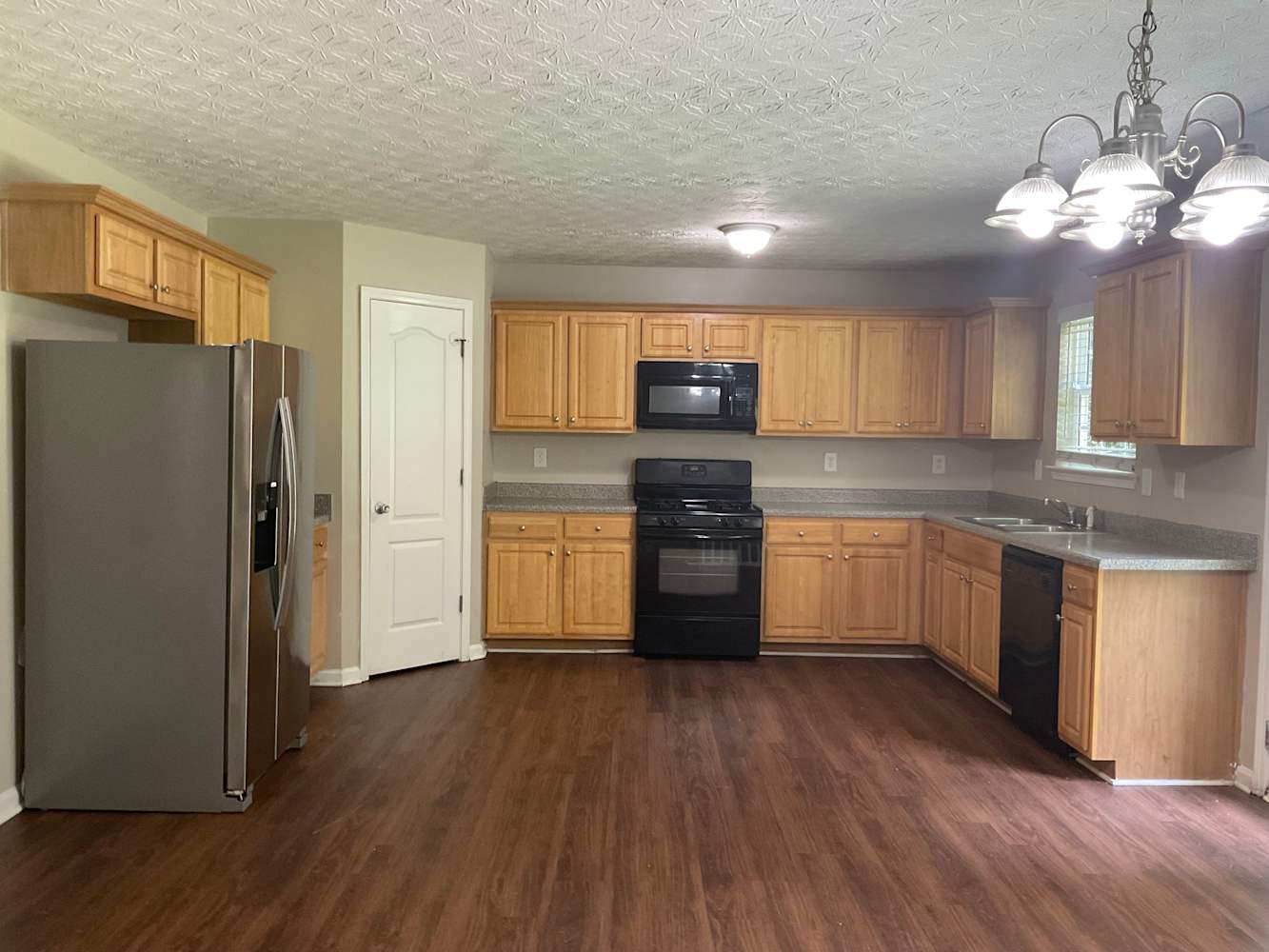 2600 Austin Ridge Dr photo 5