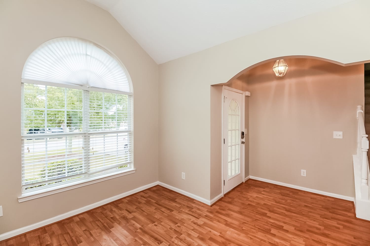 34 Churchill Park Dr photo 2