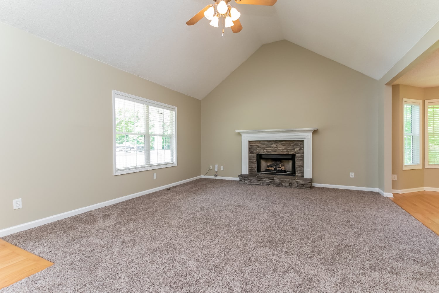 103 Sable Trace Ln photo 4