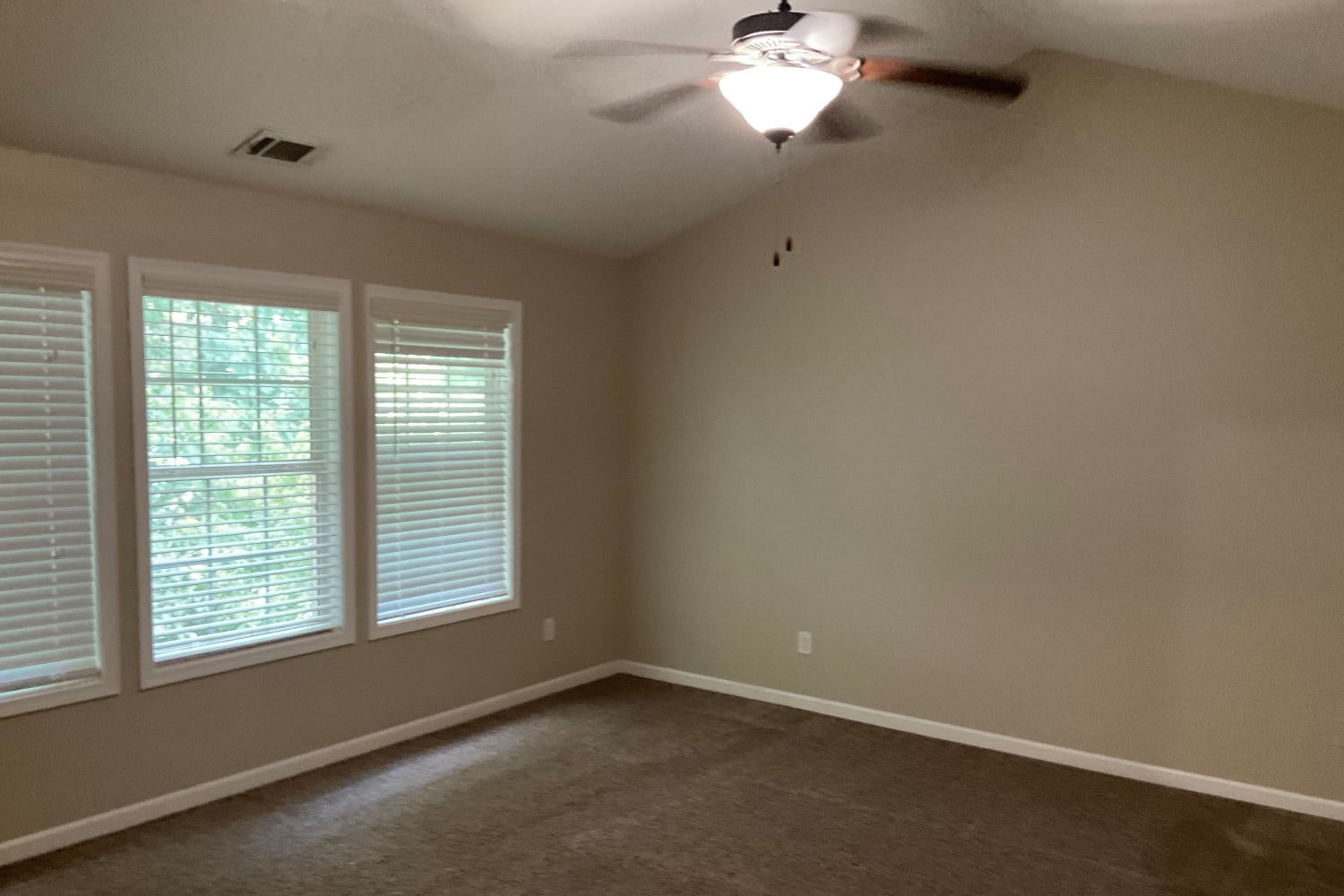 2423 Folsom St photo 5