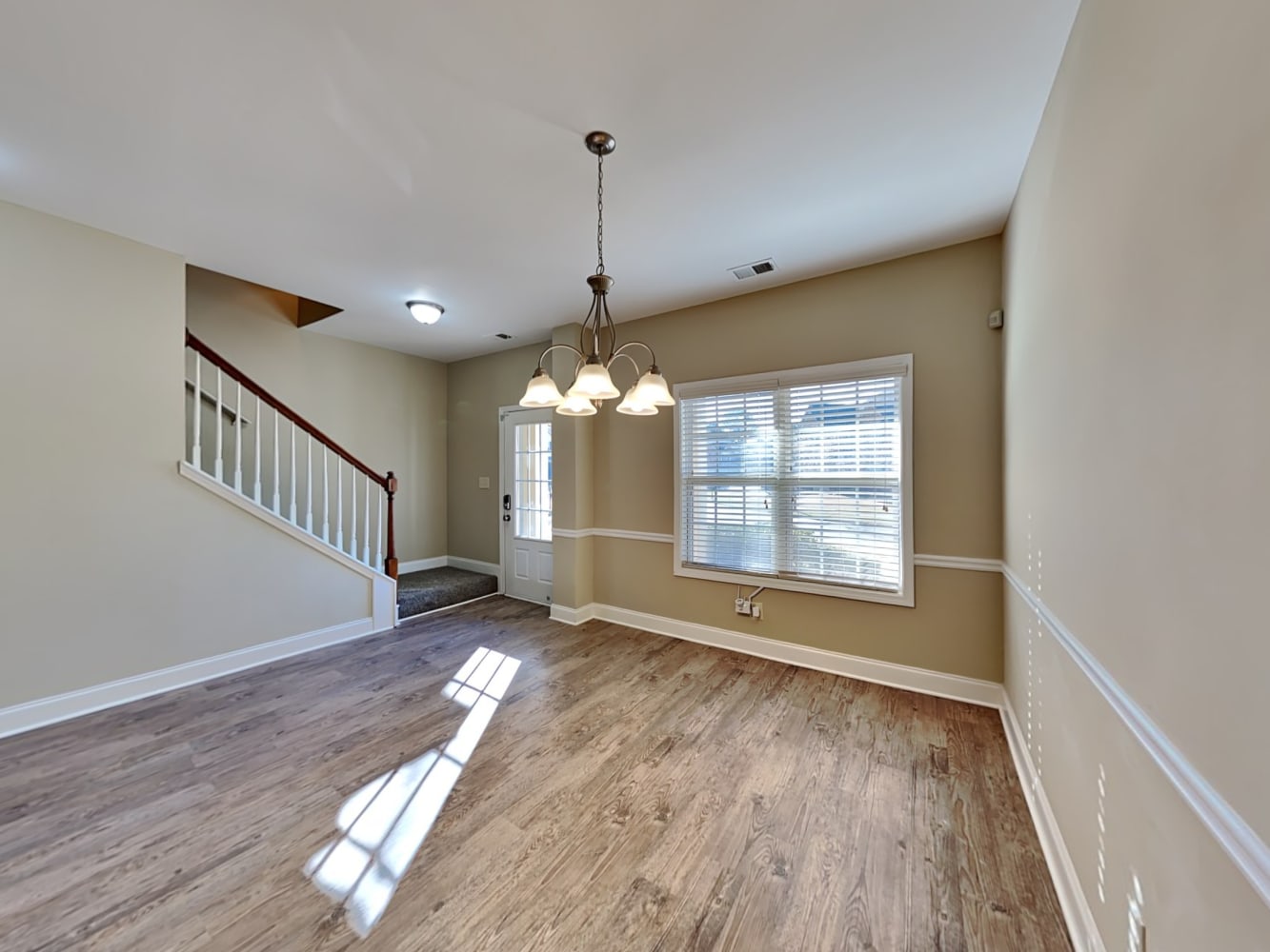 760 Summerstone Ln photo 4