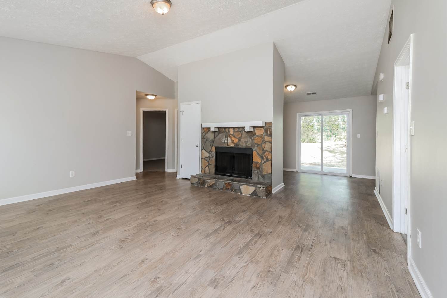 3085 Palomino Dr photo 5