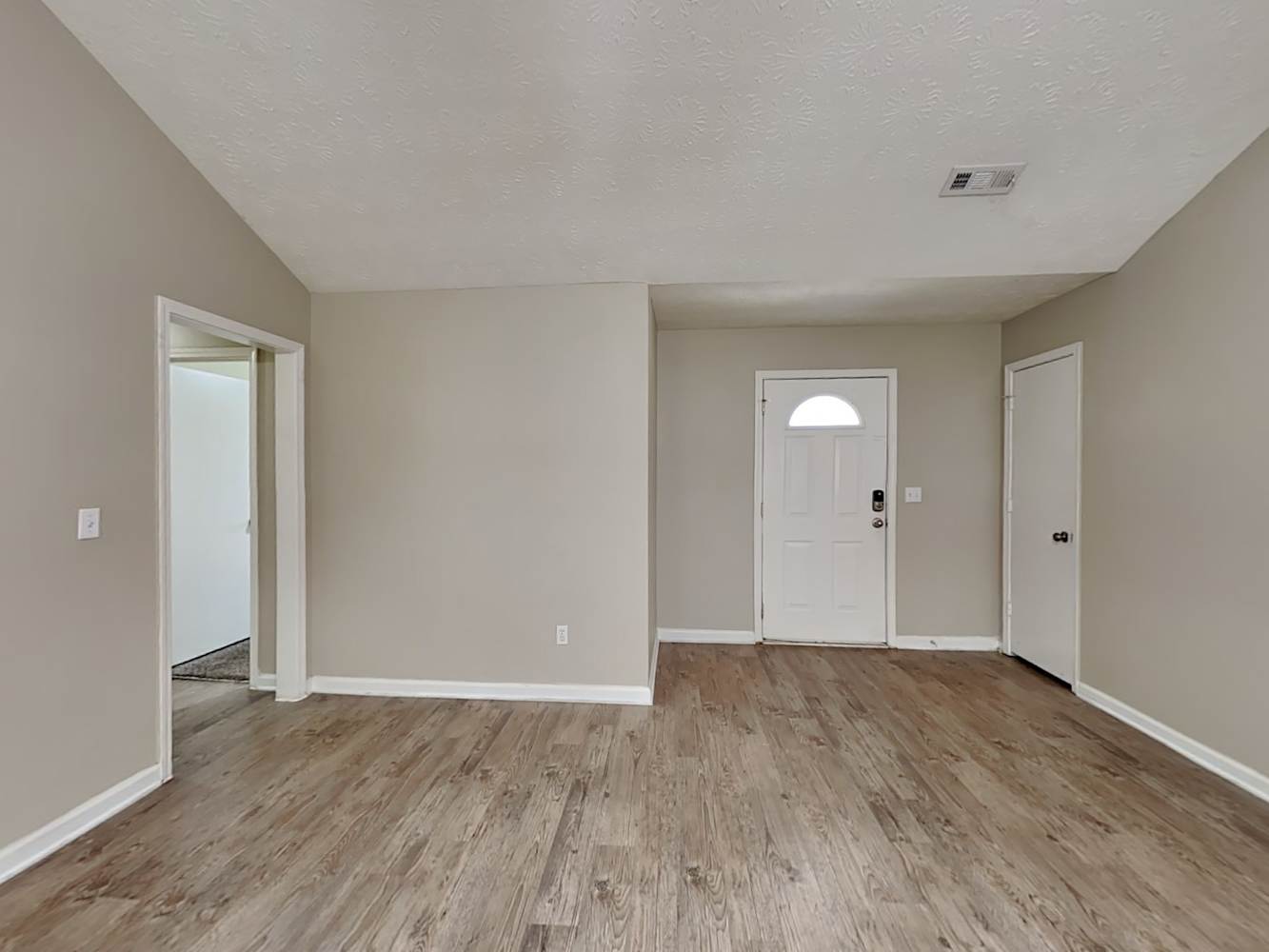 105 Mountain View Cir photo 4