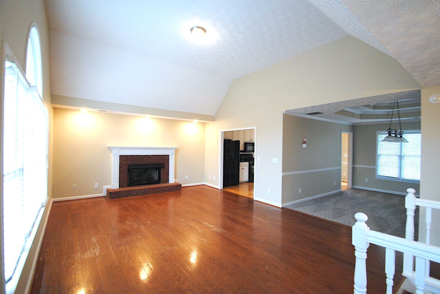 1778 Ascot Run NW photo 2
