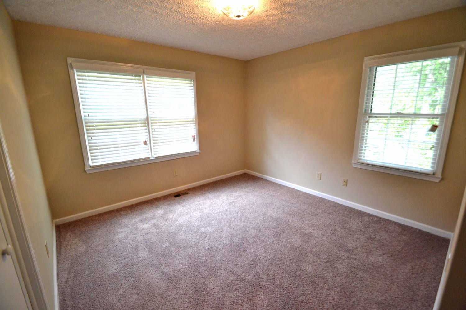 24 Corley Cir photo 4