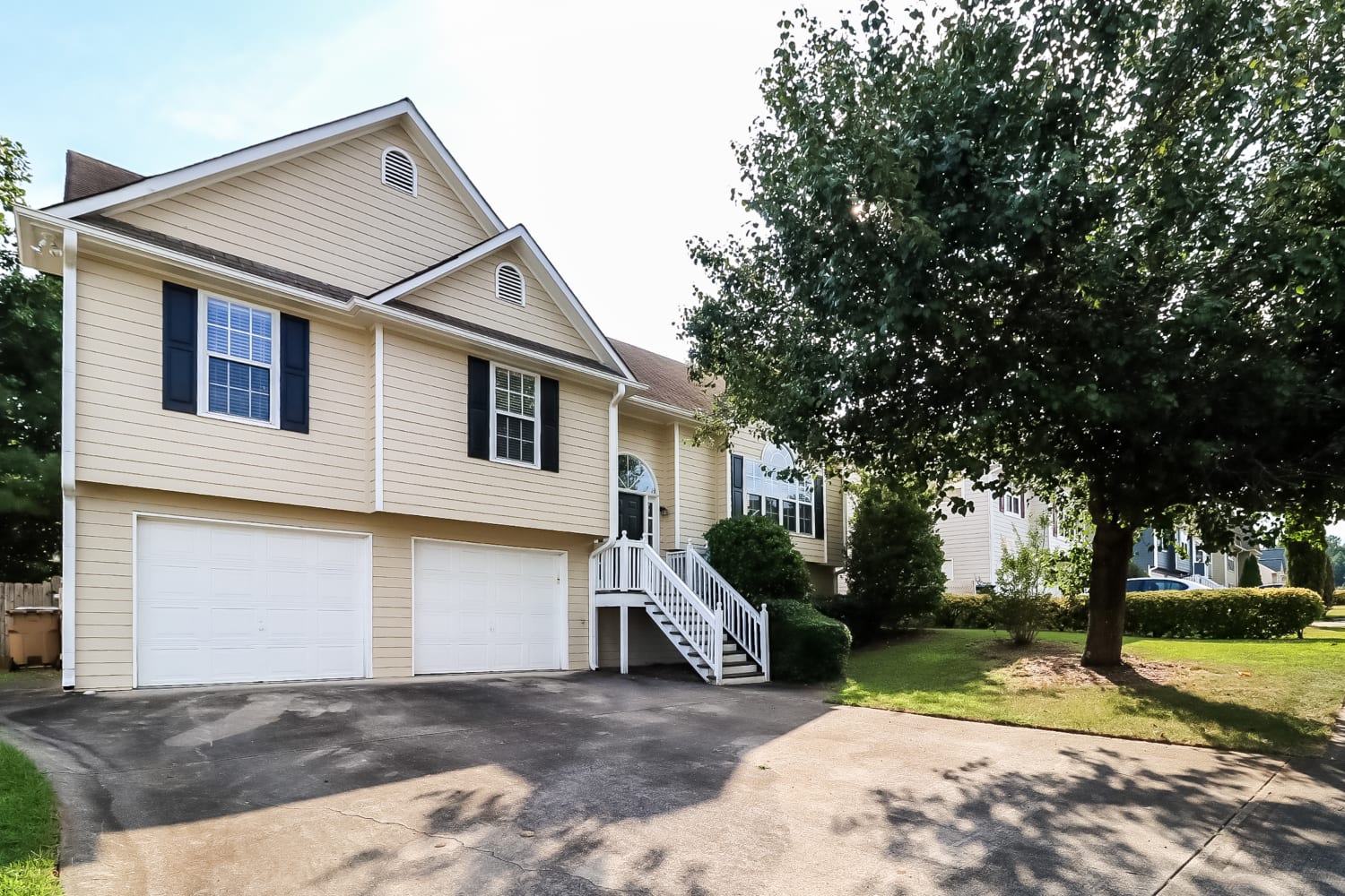 4067 Mount Vernon Dr photo 2