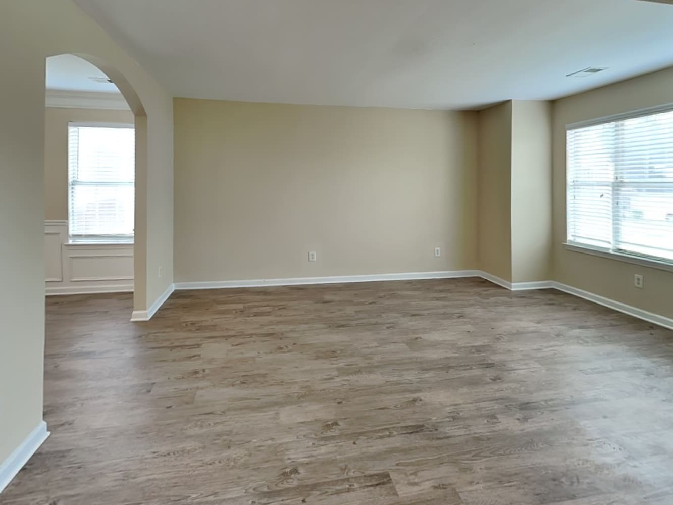 9782 Sinclair Ln photo 5
