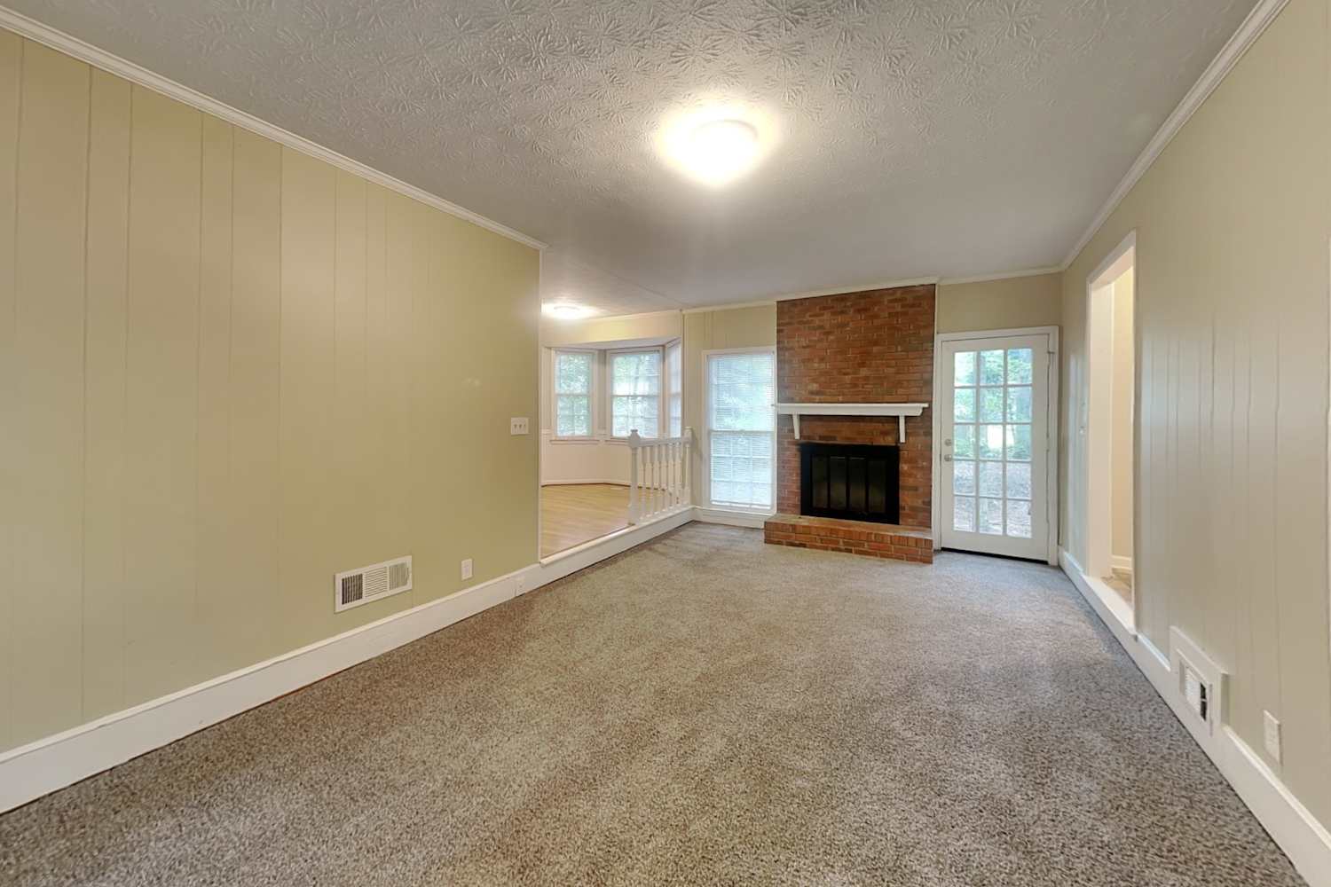 487 Windsor Farms Dr photo 4
