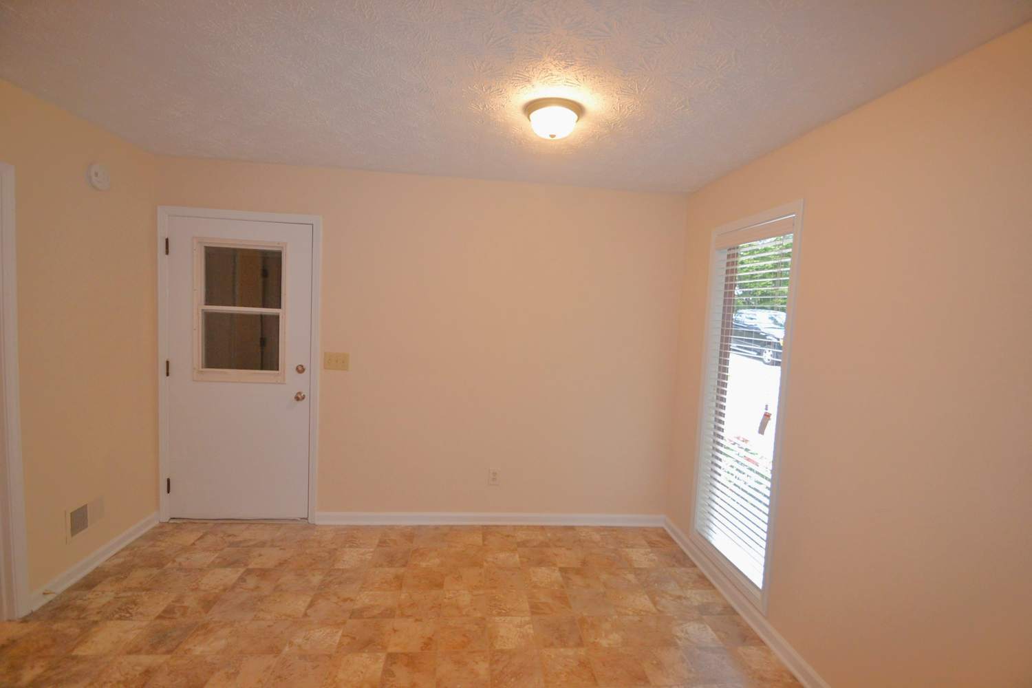 2077 N Landing Way photo 2