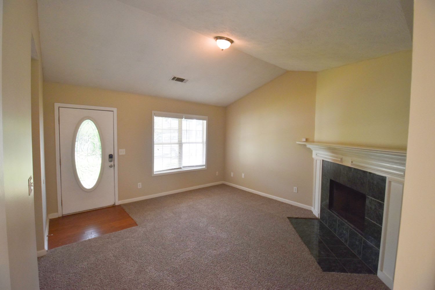 2709 Glendale Dr photo 2