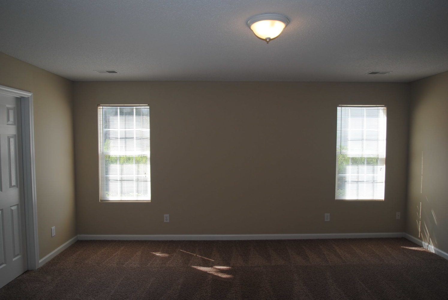 1815 Fort Daniels Trl photo 5