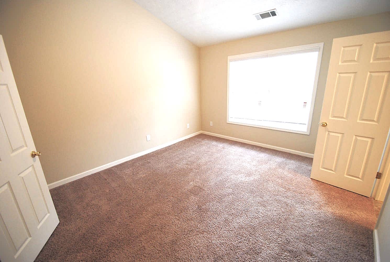 1221 Pine Acre Dr photo 4