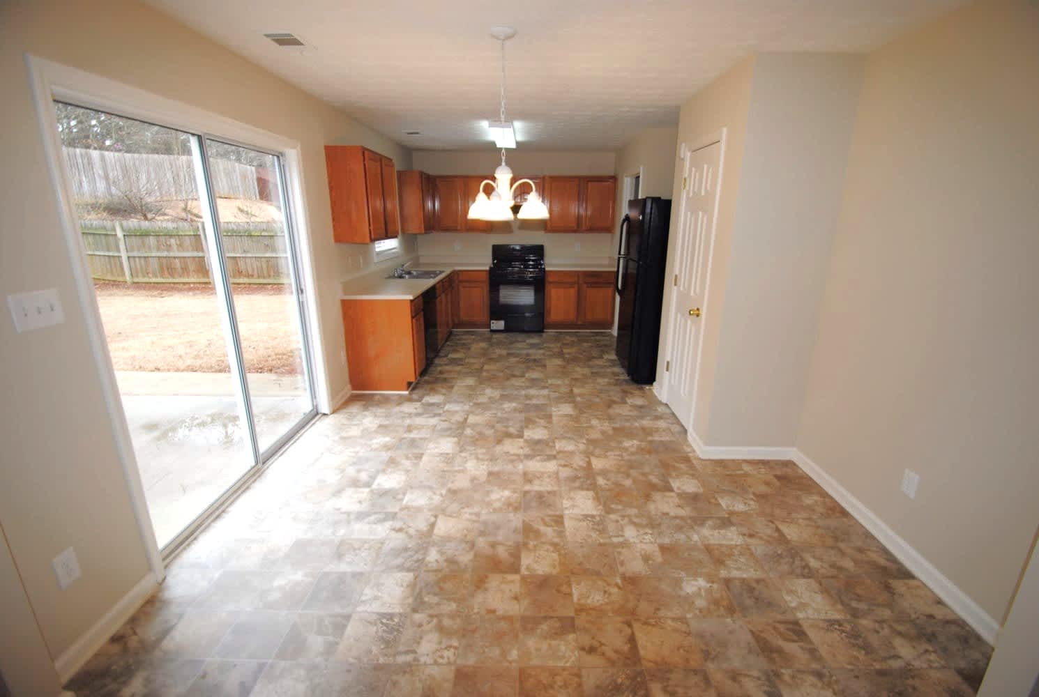 1221 Pine Acre Dr photo 3