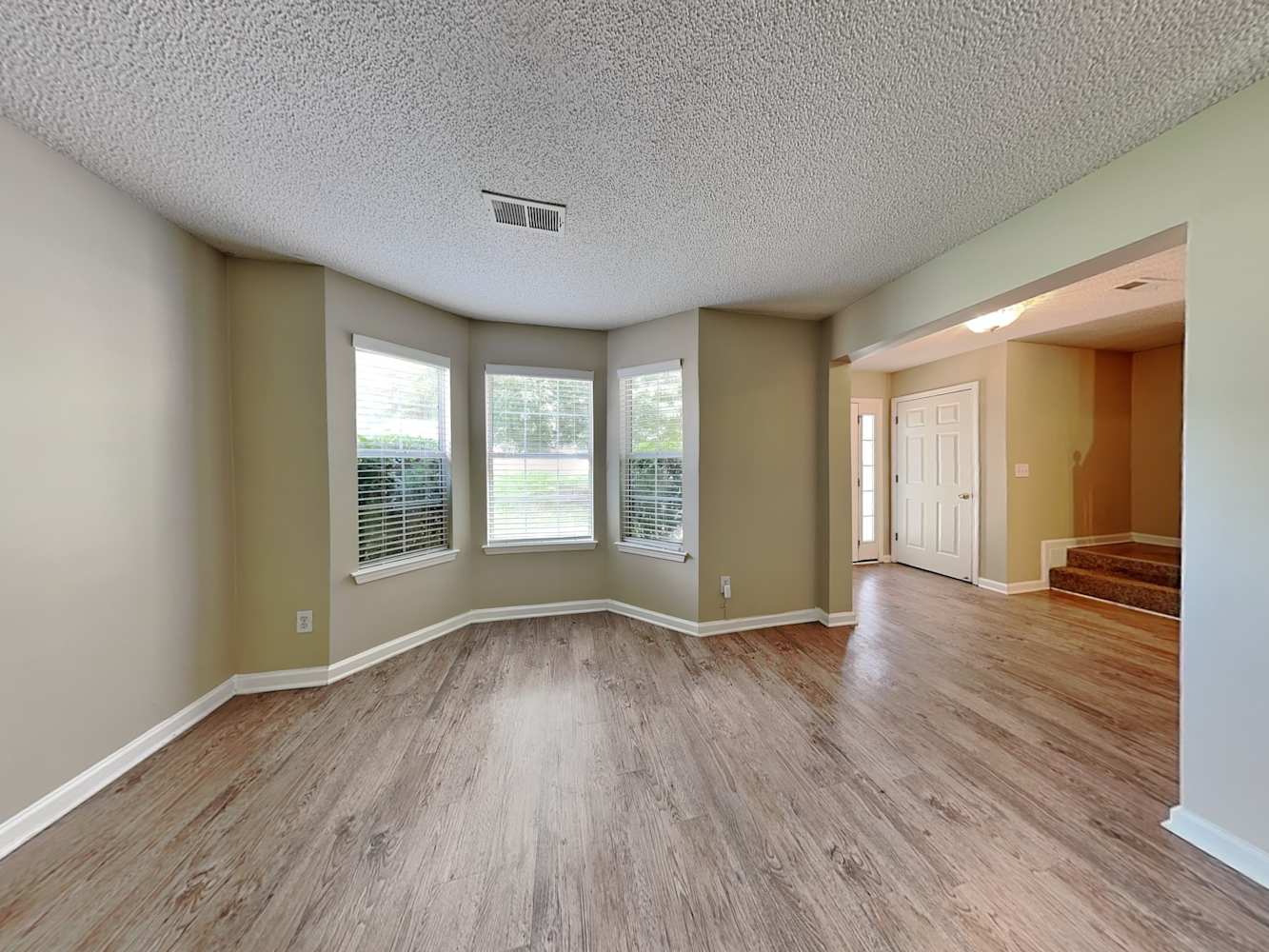 438 Pecan Wood Cir photo 4