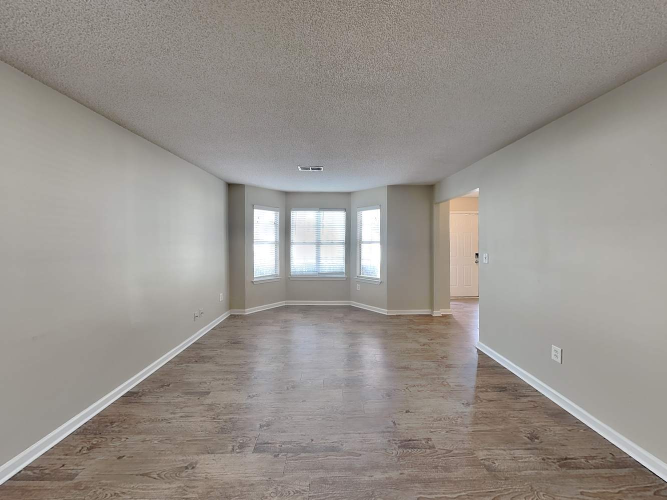 3957 Waldrop Hills Dr photo 5