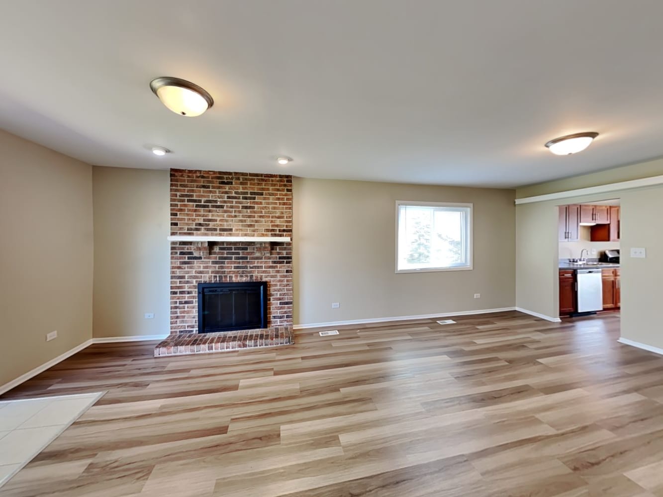 6791 Red Wing Dr photo 5