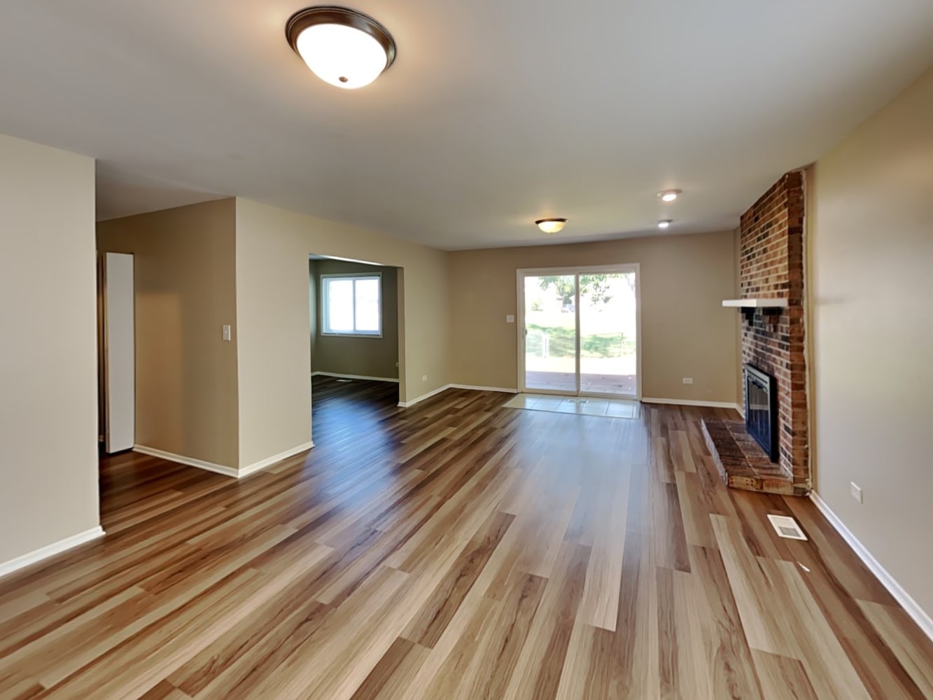 6791 Red Wing Dr photo 4