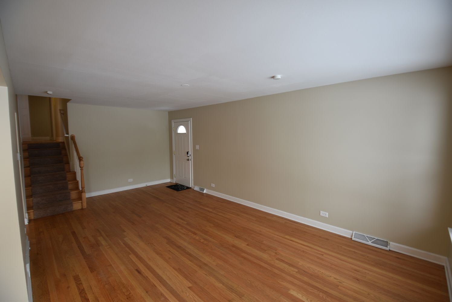 7939 Mason Ave photo 3