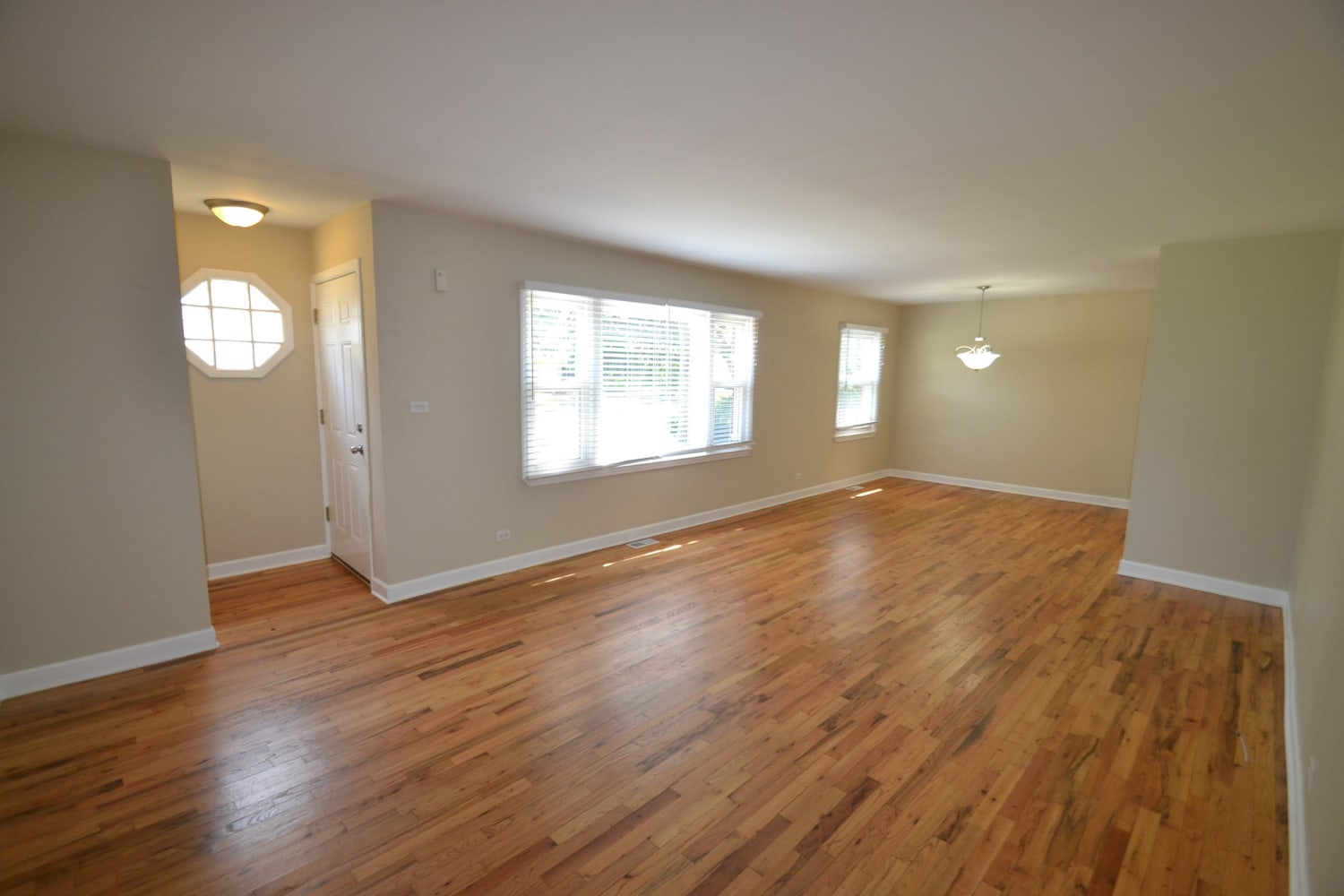 680 Mohave St photo 3