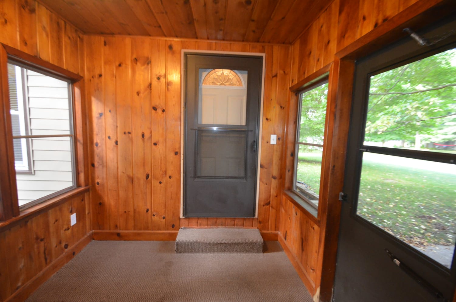 1440 Harmony Dr photo 2