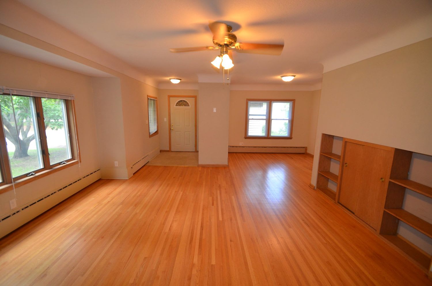 1440 Harmony Dr photo 3