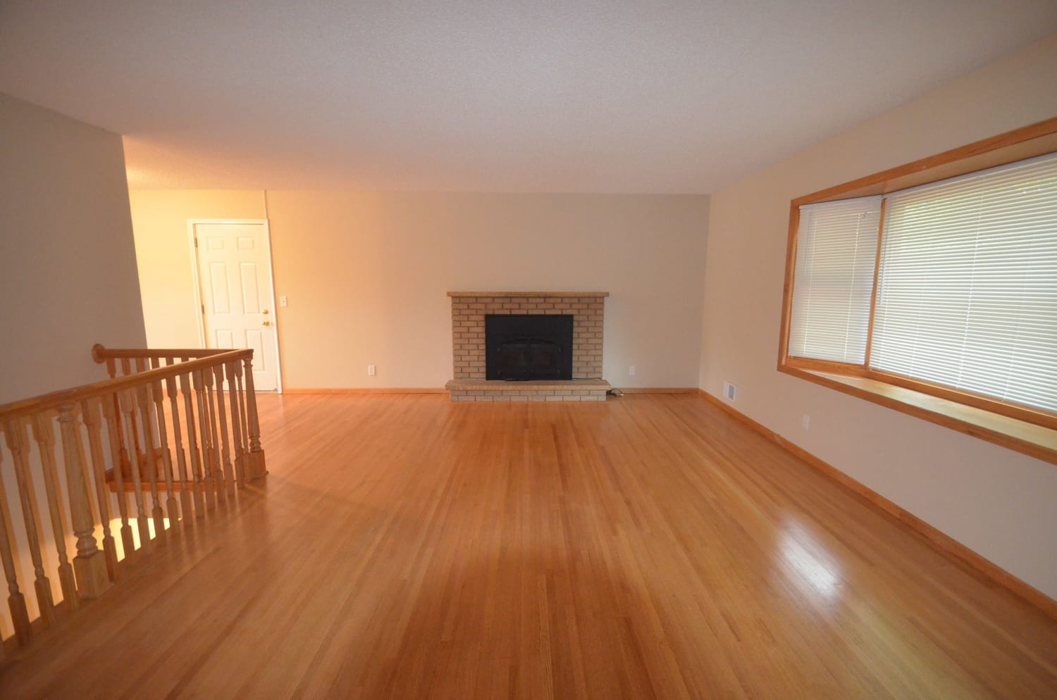 1030 Polk Pl photo 4