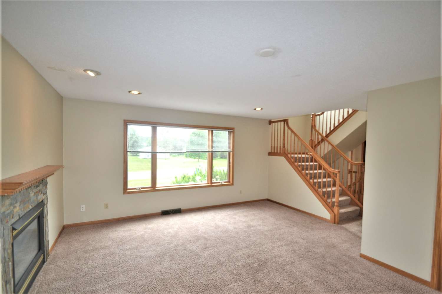 13876 59th St NE photo 2