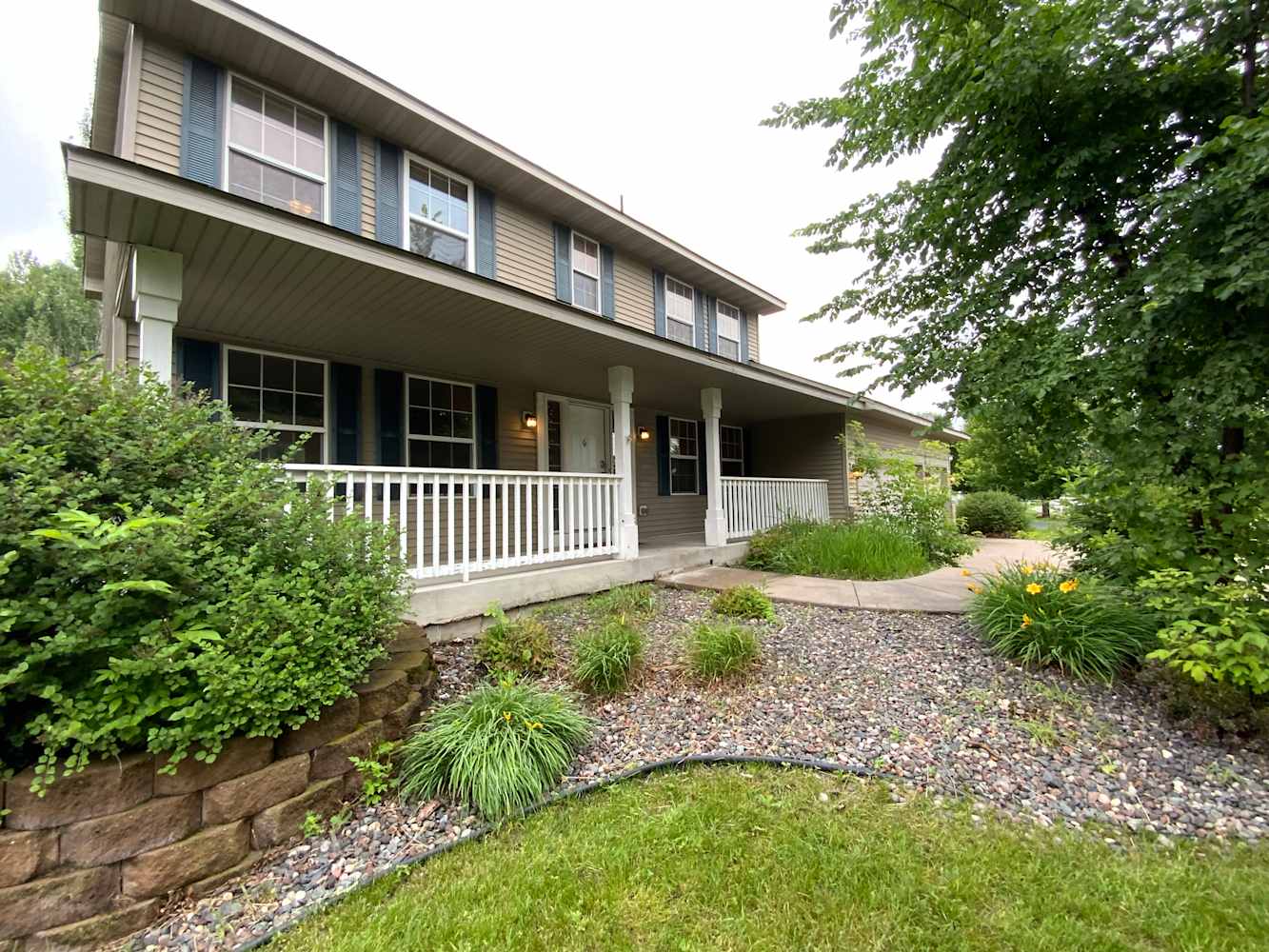10322 Kali Ave NE photo 2