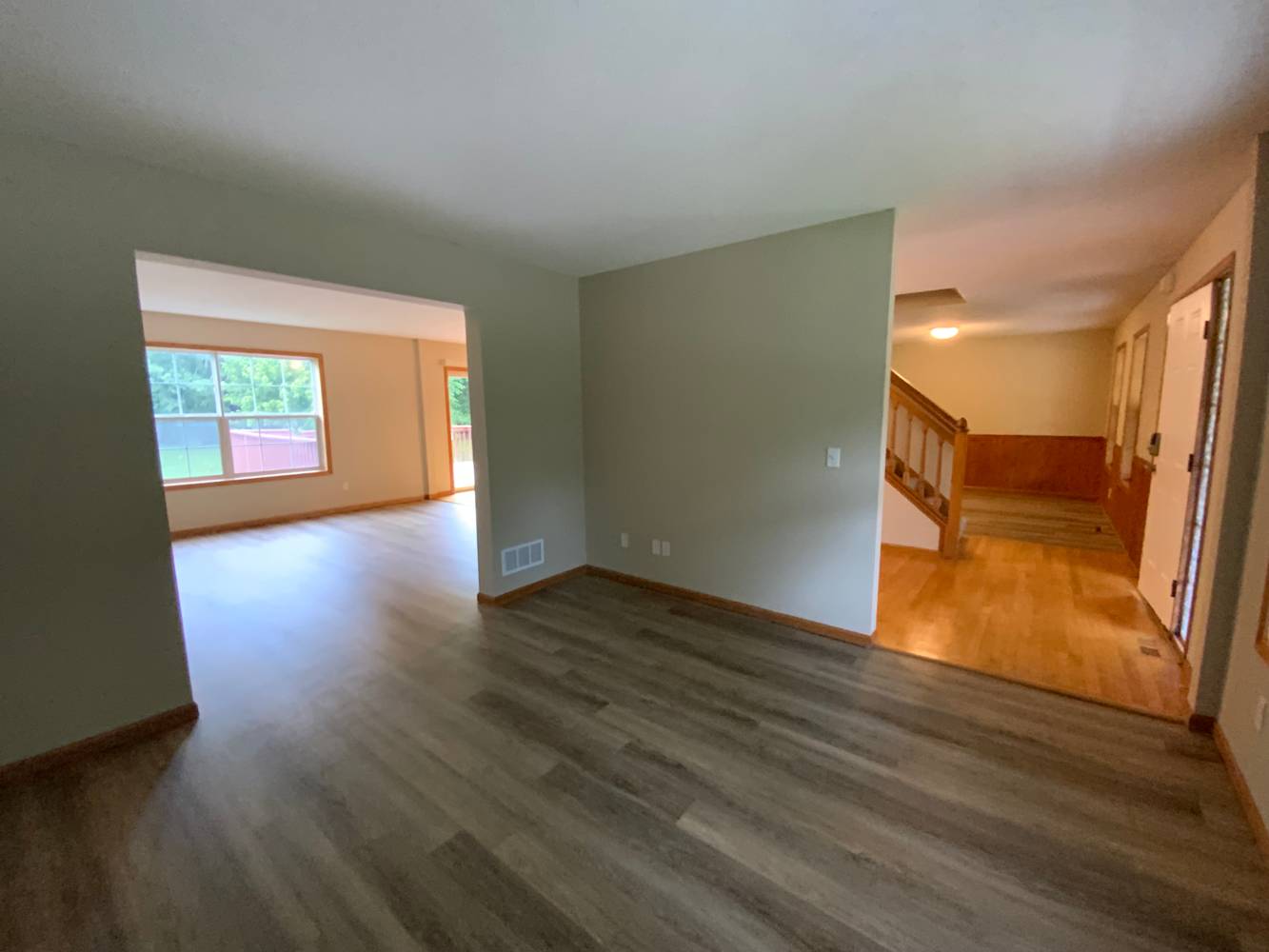 10322 Kali Ave NE photo 4