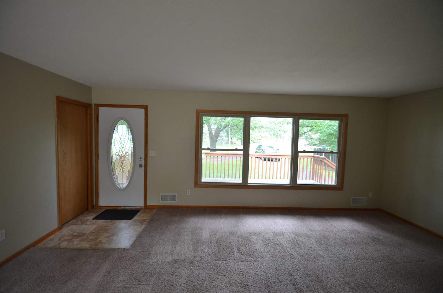 13162 Johnson St NE photo 4