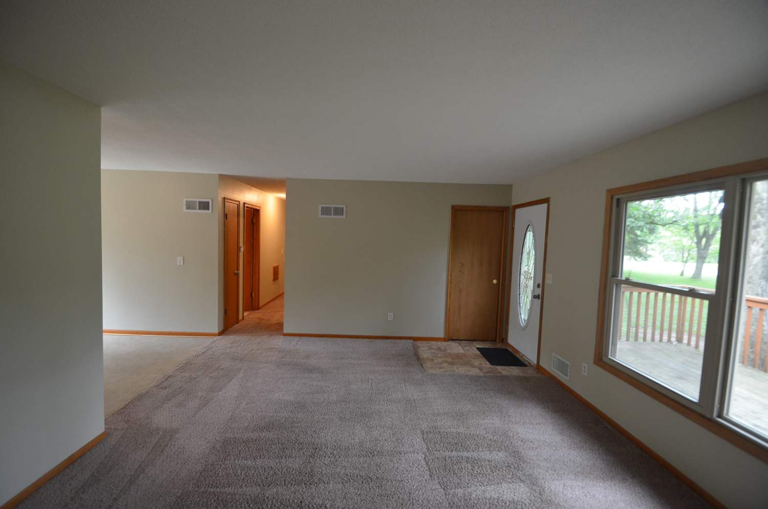 13162 Johnson St NE photo 5