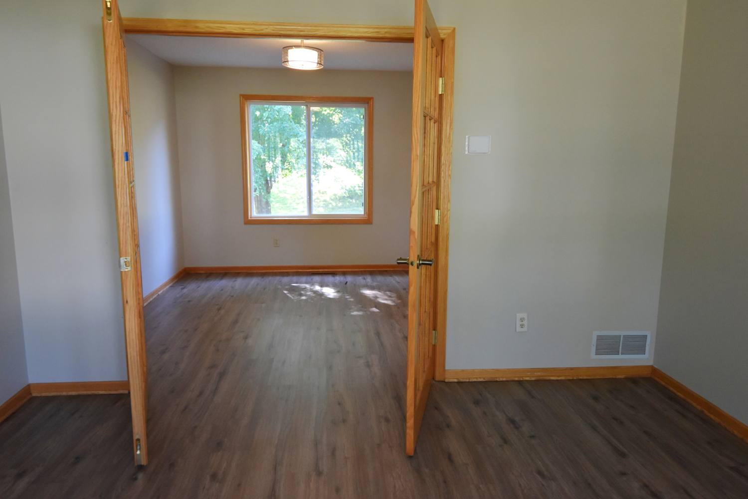 16599 Horizon Ave photo 4