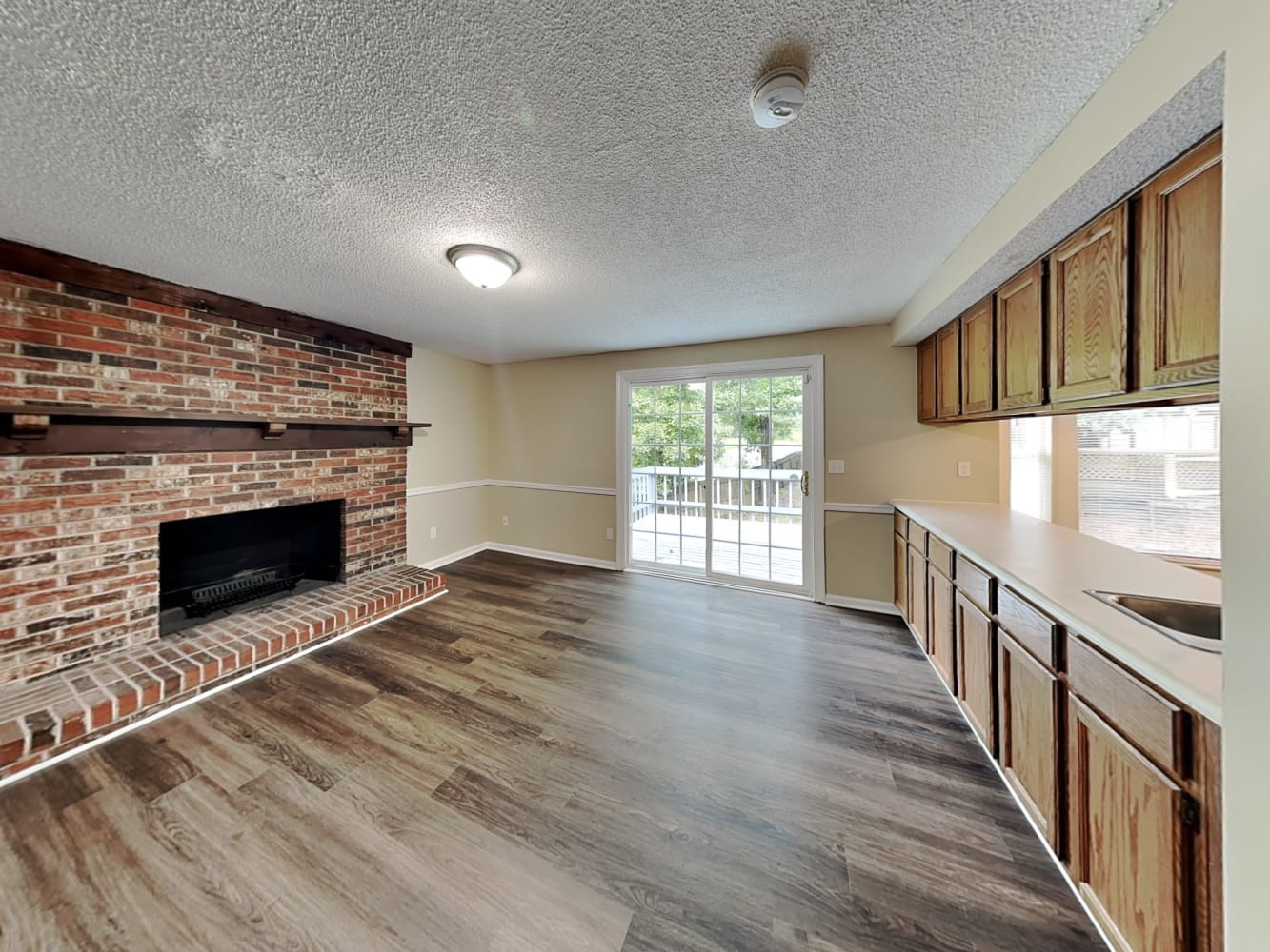 7501 Batavia Ln photo 5