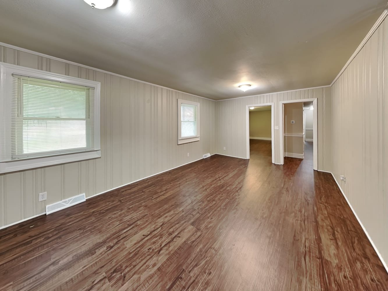 1302 Virginia Ave photo 5