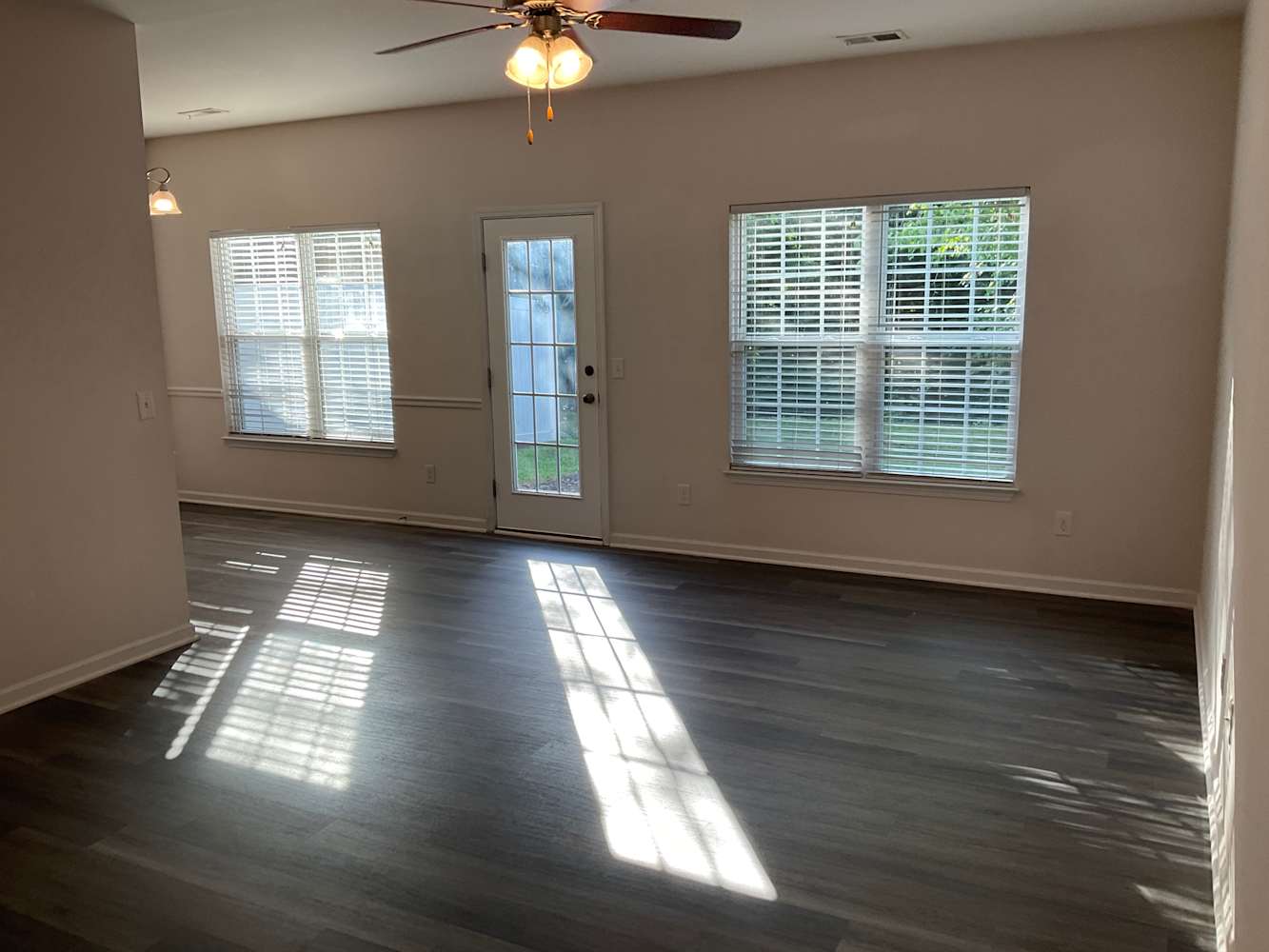 109 Brookbank Ct photo 4